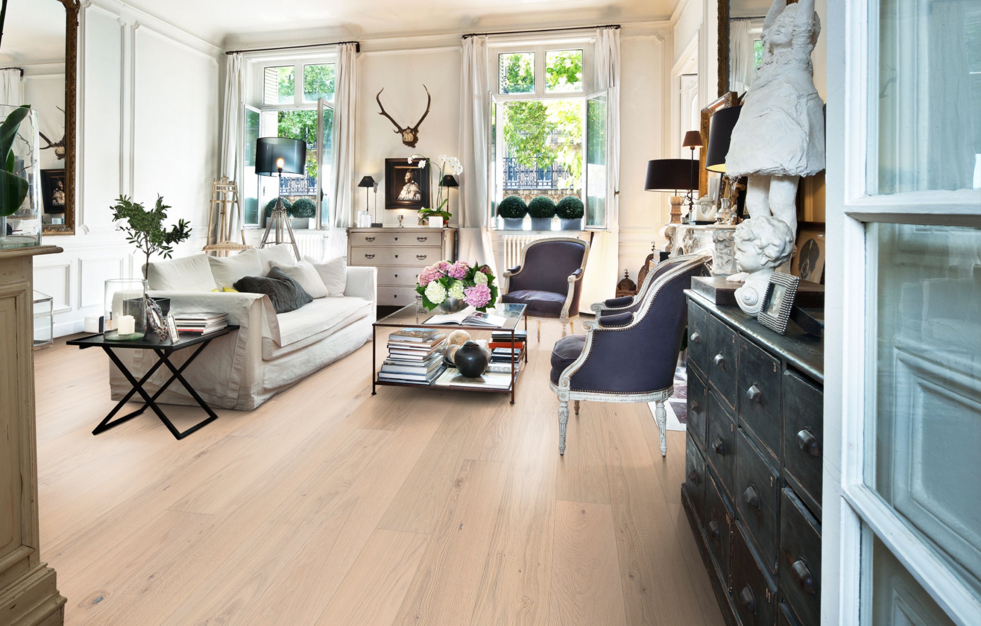 Паркетная доска Kahrs Песочная Дуб Эшторил Estoril 151N8AEKFVKW220 Lively 2266×187×15 фото в интерьере